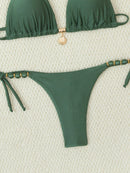 Biquíni Amarrável Com Pingente de Concha e Detalhes Dourados 